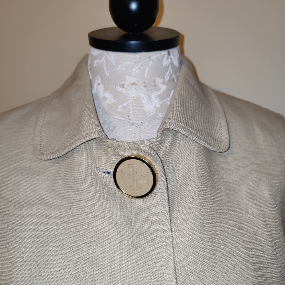 Tory Burch Elegant Beige Women's Jacket - Picture 2 of 16